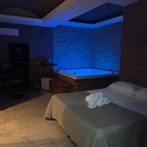 Royalty & Bed & Breakfast