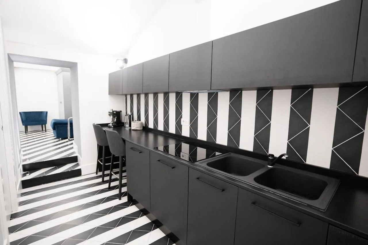 Pulcinella Suite Naples 0*,  Italy