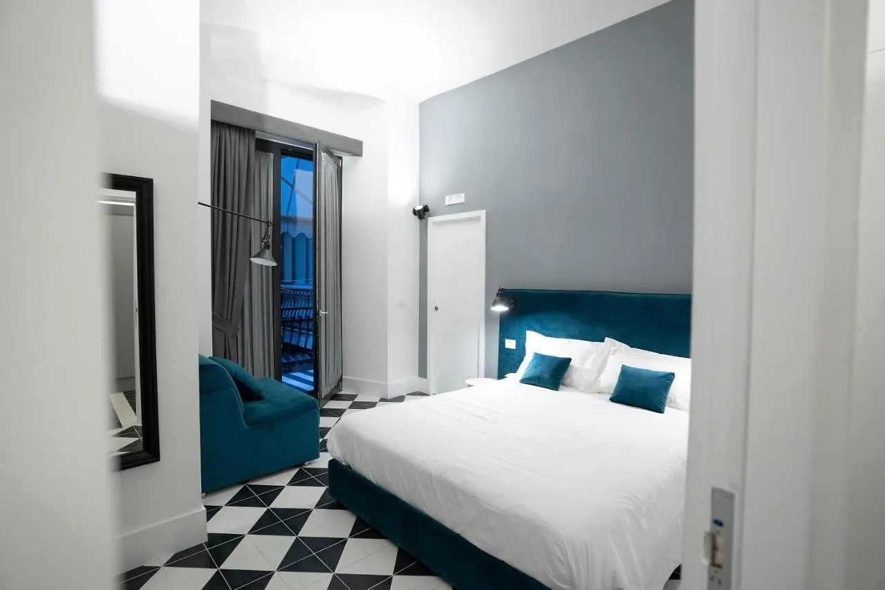 Pulcinella Suite Naples